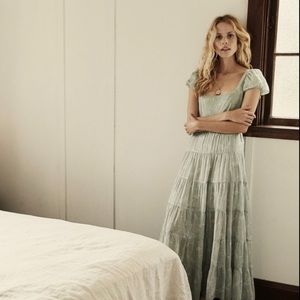 SOLD Doen Ruby Dress in Sweet Daisy Print